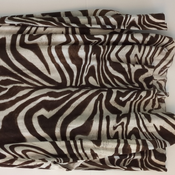 Michael by Michael Kors zebra v neck long sleeve lightweight knit pullover 3X - Picture 8 of 8